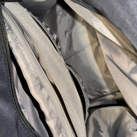 Beis the Ultimate Diaper bag in Black - Picture 4 of 6